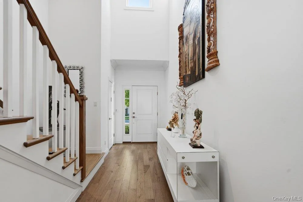46102 Silver Birch Lane, Oyster Bay, NY, 3 Bedrooms Bedrooms, 7 Rooms Rooms,2 BathroomsBathrooms,Residential,For Rent,Silver Birch,0,1024287 46102 Silver Birch Lane, Oyster Bay, NY, 3 Bedrooms Bedrooms, 7 Rooms Rooms,2 BathroomsBathrooms,Residential,For Rent,Silver Birch,0,1024287