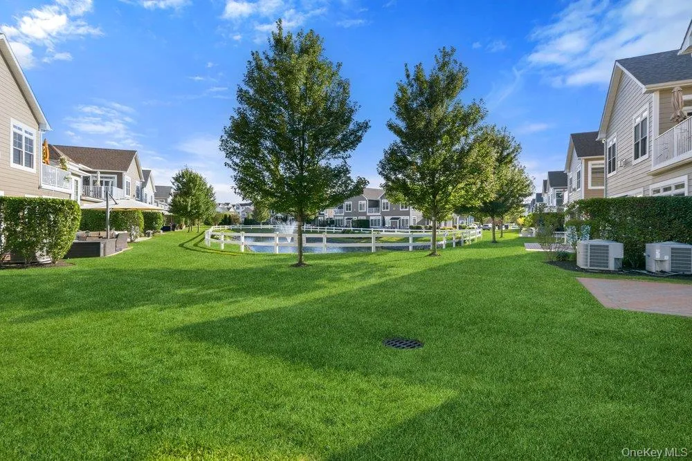 46102 Silver Birch Lane, Oyster Bay, NY, 3 Bedrooms Bedrooms, 7 Rooms Rooms,2 BathroomsBathrooms,Residential,For Rent,Silver Birch,0,1024287 46102 Silver Birch Lane, Oyster Bay, NY, 3 Bedrooms Bedrooms, 7 Rooms Rooms,2 BathroomsBathrooms,Residential,For Rent,Silver Birch,0,1024287