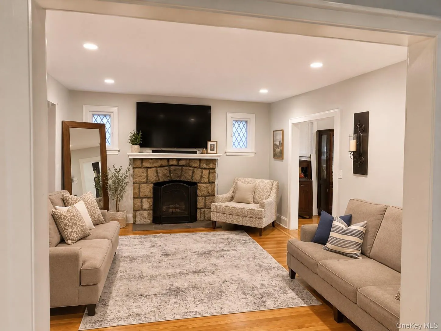 27 Leonard Place, Yonkers, NY, 3 Bedrooms Bedrooms, 7 Rooms Rooms,2 BathroomsBathrooms,Residential,For Rent,Leonard,0,1024292 27 Leonard Place, Yonkers, NY, 3 Bedrooms Bedrooms, 7 Rooms Rooms,2 BathroomsBathrooms,Residential,For Rent,Leonard,0,1024292
