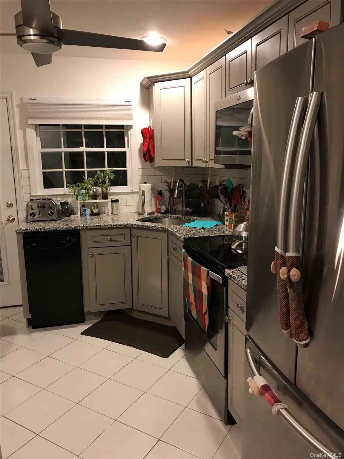 8 Hallock Street, Babylon, NY, 2 Bedrooms Bedrooms, 4 Rooms Rooms,1 BathroomBathrooms,Residential Lease,For Rent,Hallock,0,1024295 8 Hallock Street, Babylon, NY, 2 Bedrooms Bedrooms, 4 Rooms Rooms,1 BathroomBathrooms,Residential Lease,For Rent,Hallock,0,1024295