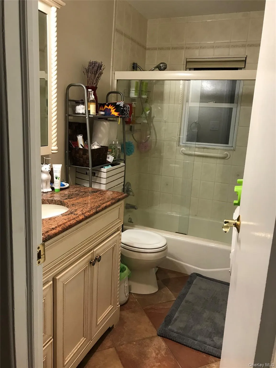 8 Hallock Street, Babylon, NY, 2 Bedrooms Bedrooms, 4 Rooms Rooms,1 BathroomBathrooms,Residential Lease,For Rent,Hallock,0,1024295 8 Hallock Street, Babylon, NY, 2 Bedrooms Bedrooms, 4 Rooms Rooms,1 BathroomBathrooms,Residential Lease,For Rent,Hallock,0,1024295