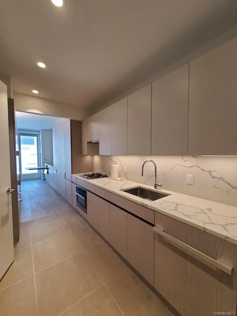 133-27 39th Avenue, New York, NY, 3 Rooms Rooms,1 BathroomBathrooms,Residential Lease,For Rent,39th,0,1024298 133-27 39th Avenue, New York, NY, 3 Rooms Rooms,1 BathroomBathrooms,Residential Lease,For Rent,39th,0,1024298