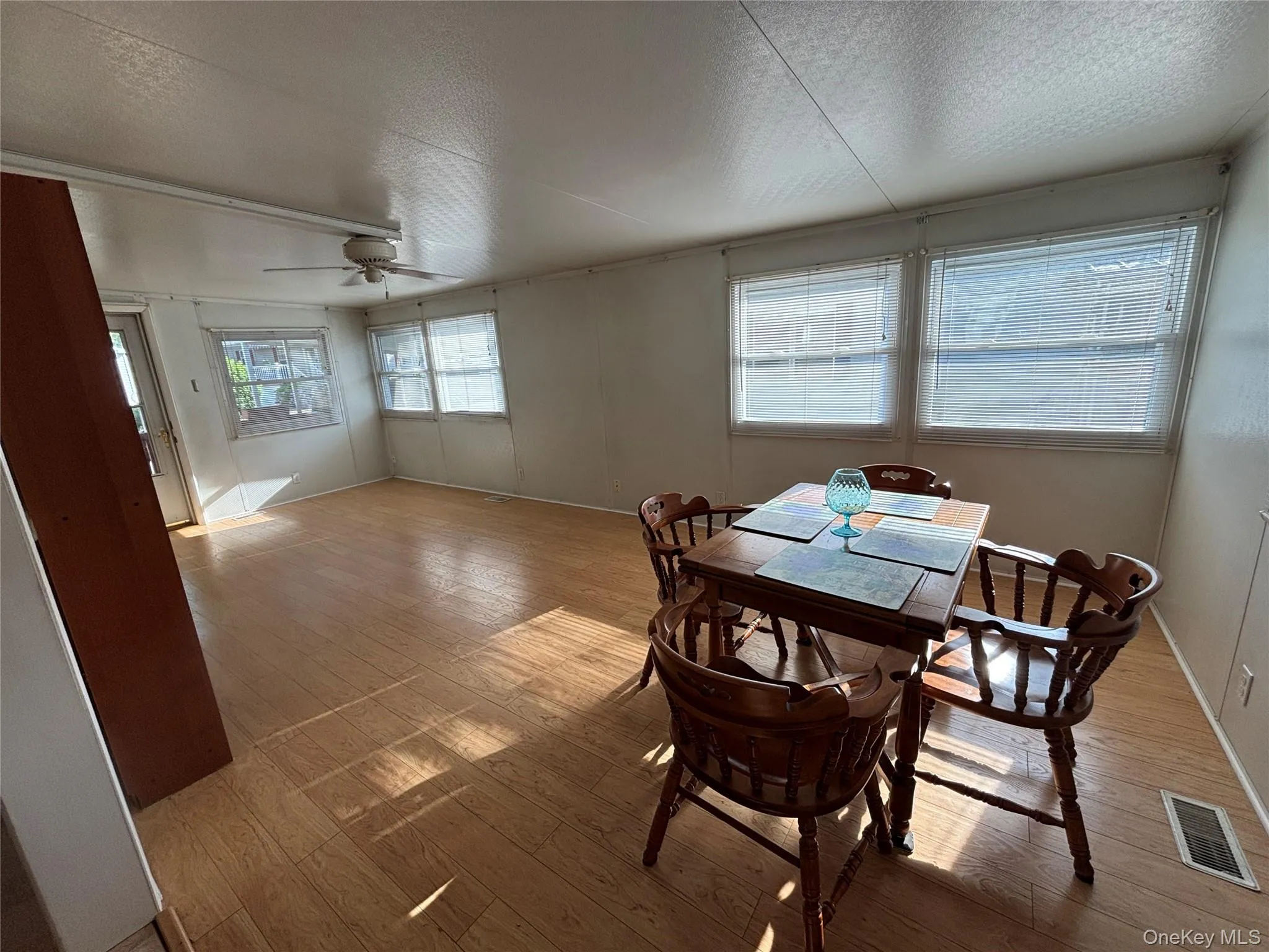 1661 Old Country Road, Riverhead, NY, 2 Bedrooms Bedrooms, 7 Rooms Rooms,2 BathroomsBathrooms,Residential,For Rent,Old Country,0,1024299 1661 Old Country Road, Riverhead, NY, 2 Bedrooms Bedrooms, 7 Rooms Rooms,2 BathroomsBathrooms,Residential,For Rent,Old Country,0,1024299