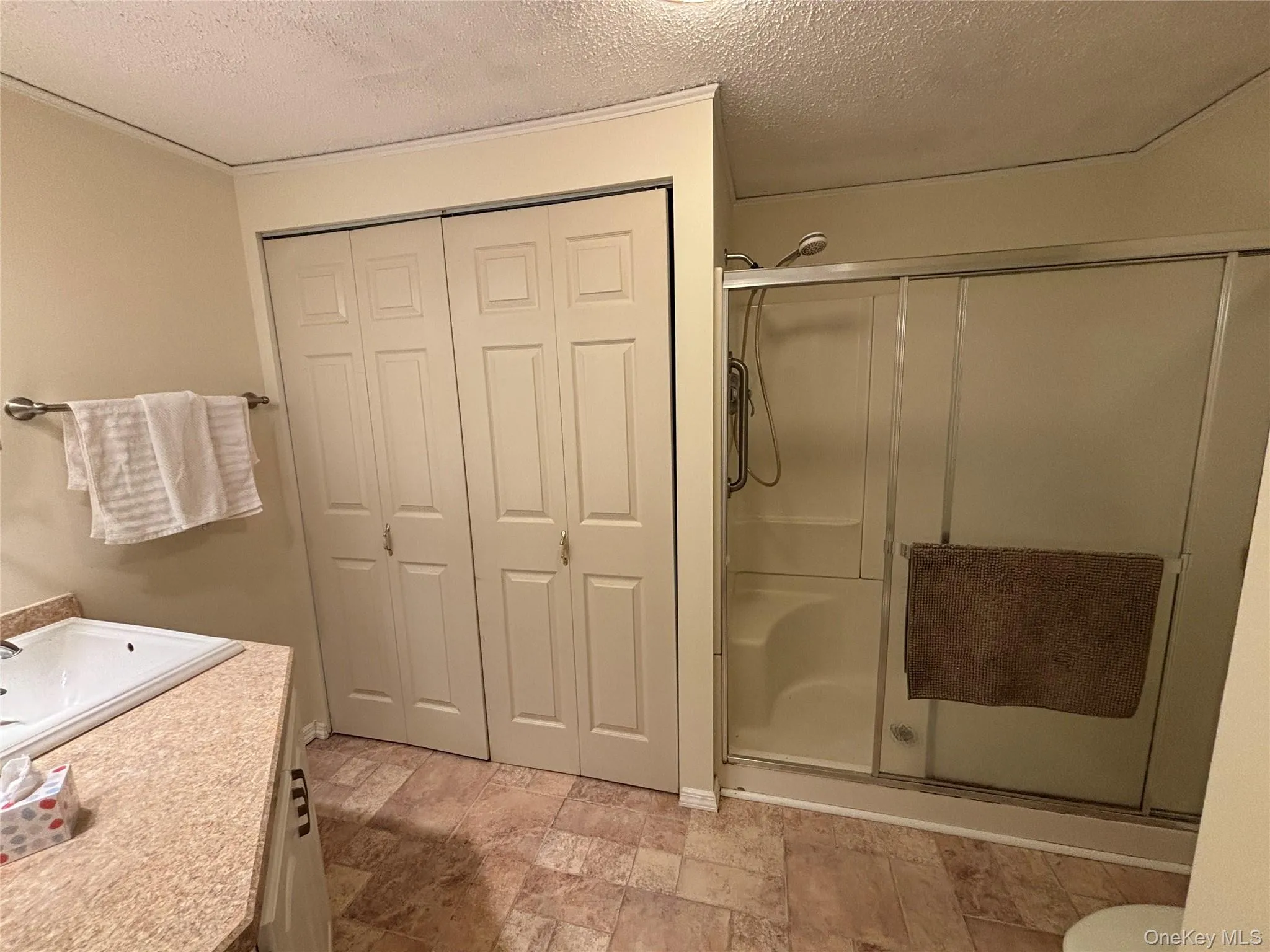 1661 Old Country Road, Riverhead, NY, 2 Bedrooms Bedrooms, 7 Rooms Rooms,2 BathroomsBathrooms,Residential,For Rent,Old Country,0,1024299 1661 Old Country Road, Riverhead, NY, 2 Bedrooms Bedrooms, 7 Rooms Rooms,2 BathroomsBathrooms,Residential,For Rent,Old Country,0,1024299