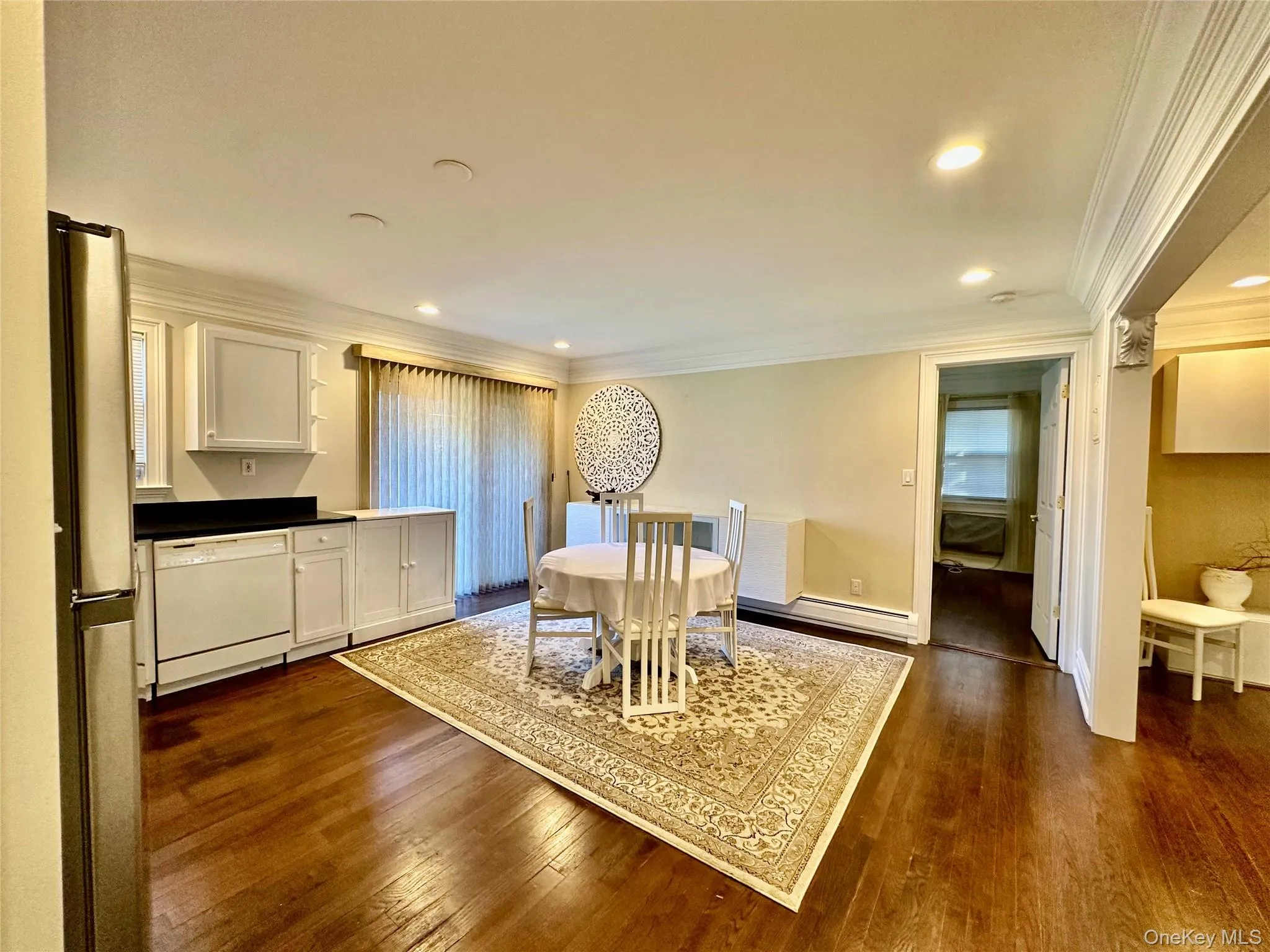 2 Oxford Court, Ramapo, NY, 1 Bedroom Bedrooms, 5 Rooms Rooms,1 BathroomBathrooms,Residential Lease,For Rent,Oxford,0,1024301 2 Oxford Court, Ramapo, NY, 1 Bedroom Bedrooms, 5 Rooms Rooms,1 BathroomBathrooms,Residential Lease,For Rent,Oxford,0,1024301