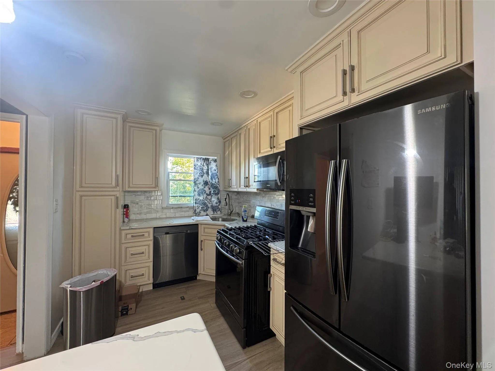 22518 Conduit Avenue, New York, NY, 1 Bedroom Bedrooms, 1 Room Rooms,1 BathroomBathrooms,Residential Lease,For Rent,Conduit,0,1024306 22518 Conduit Avenue, New York, NY, 1 Bedroom Bedrooms, 1 Room Rooms,1 BathroomBathrooms,Residential Lease,For Rent,Conduit,0,1024306