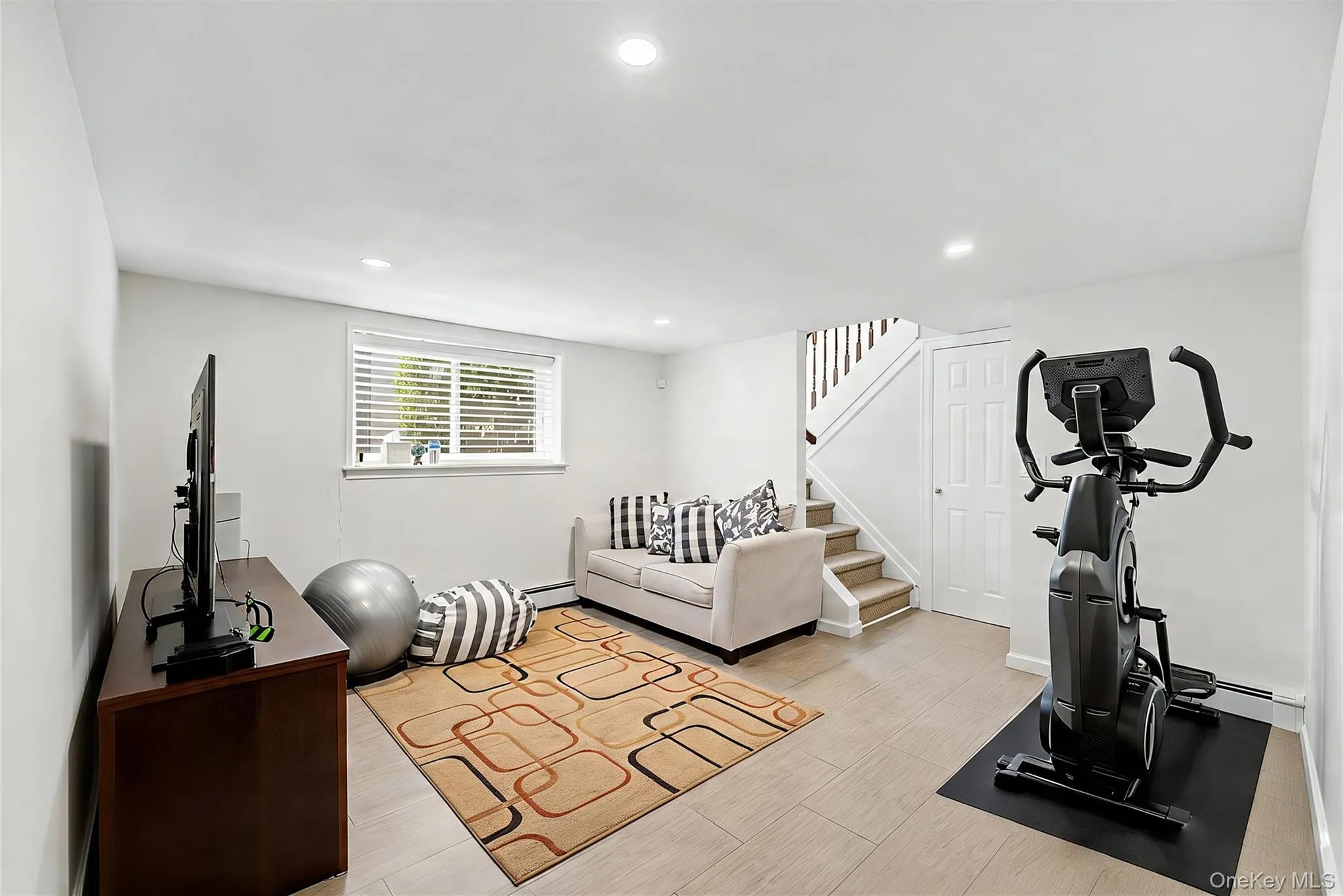 9 Cortland Avenue, Oyster Bay, NY, 4 Bedrooms Bedrooms, 9 Rooms Rooms,3 BathroomsBathrooms,Residential,For Rent,Cortland,0,1024311 9 Cortland Avenue, Oyster Bay, NY, 4 Bedrooms Bedrooms, 9 Rooms Rooms,3 BathroomsBathrooms,Residential,For Rent,Cortland,0,1024311