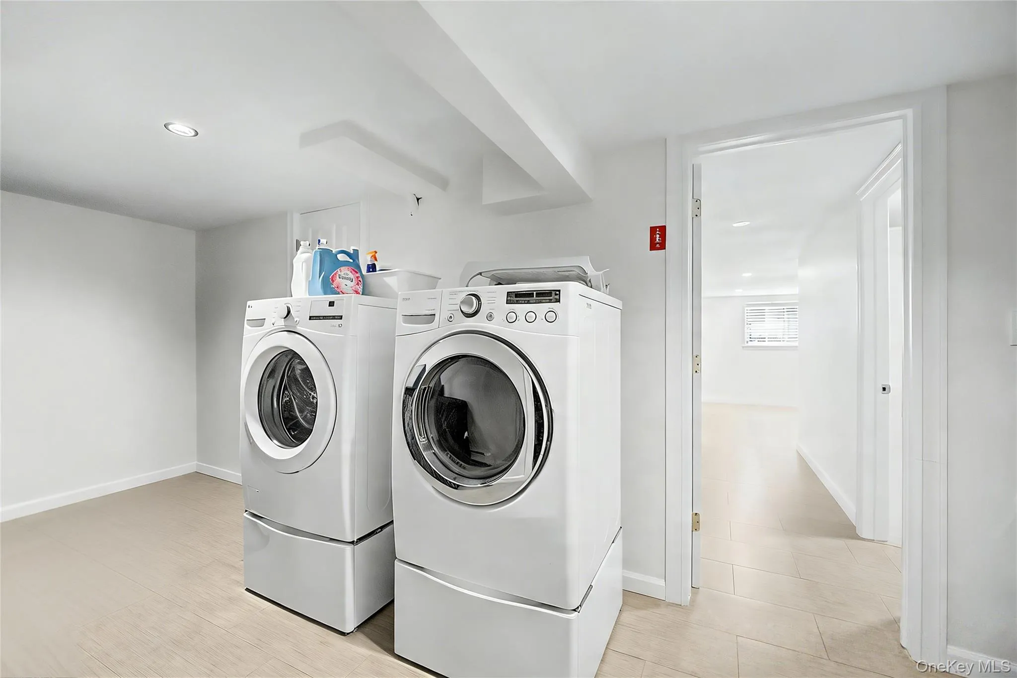 9 Cortland Avenue, Oyster Bay, NY, 4 Bedrooms Bedrooms, 9 Rooms Rooms,3 BathroomsBathrooms,Residential,For Rent,Cortland,0,1024311 9 Cortland Avenue, Oyster Bay, NY, 4 Bedrooms Bedrooms, 9 Rooms Rooms,3 BathroomsBathrooms,Residential,For Rent,Cortland,0,1024311