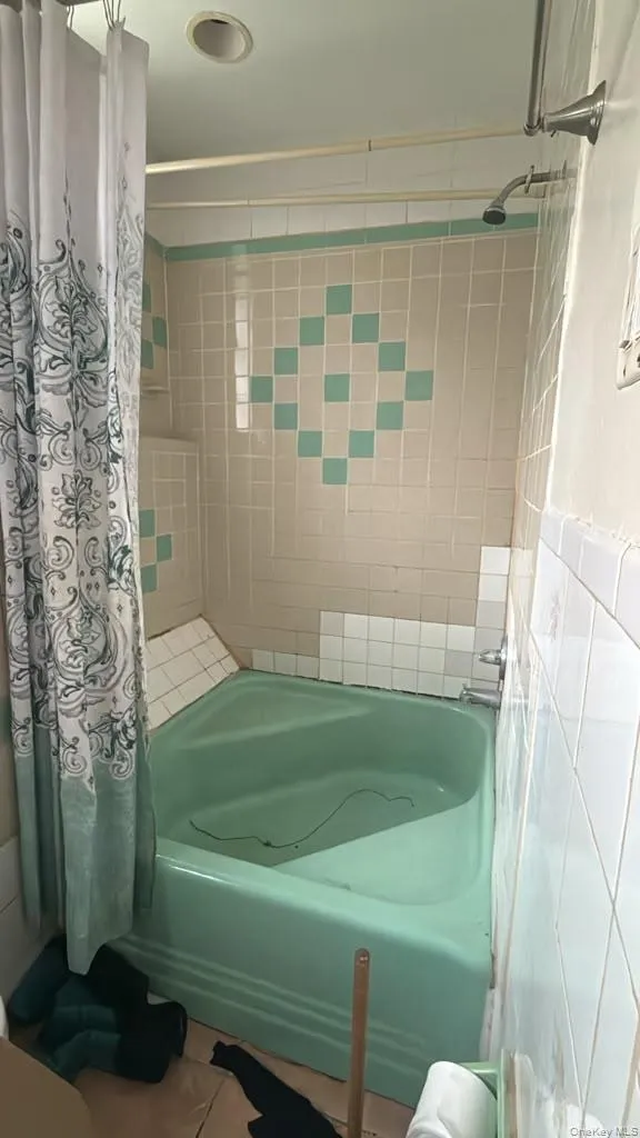 Bathroom Bathroom