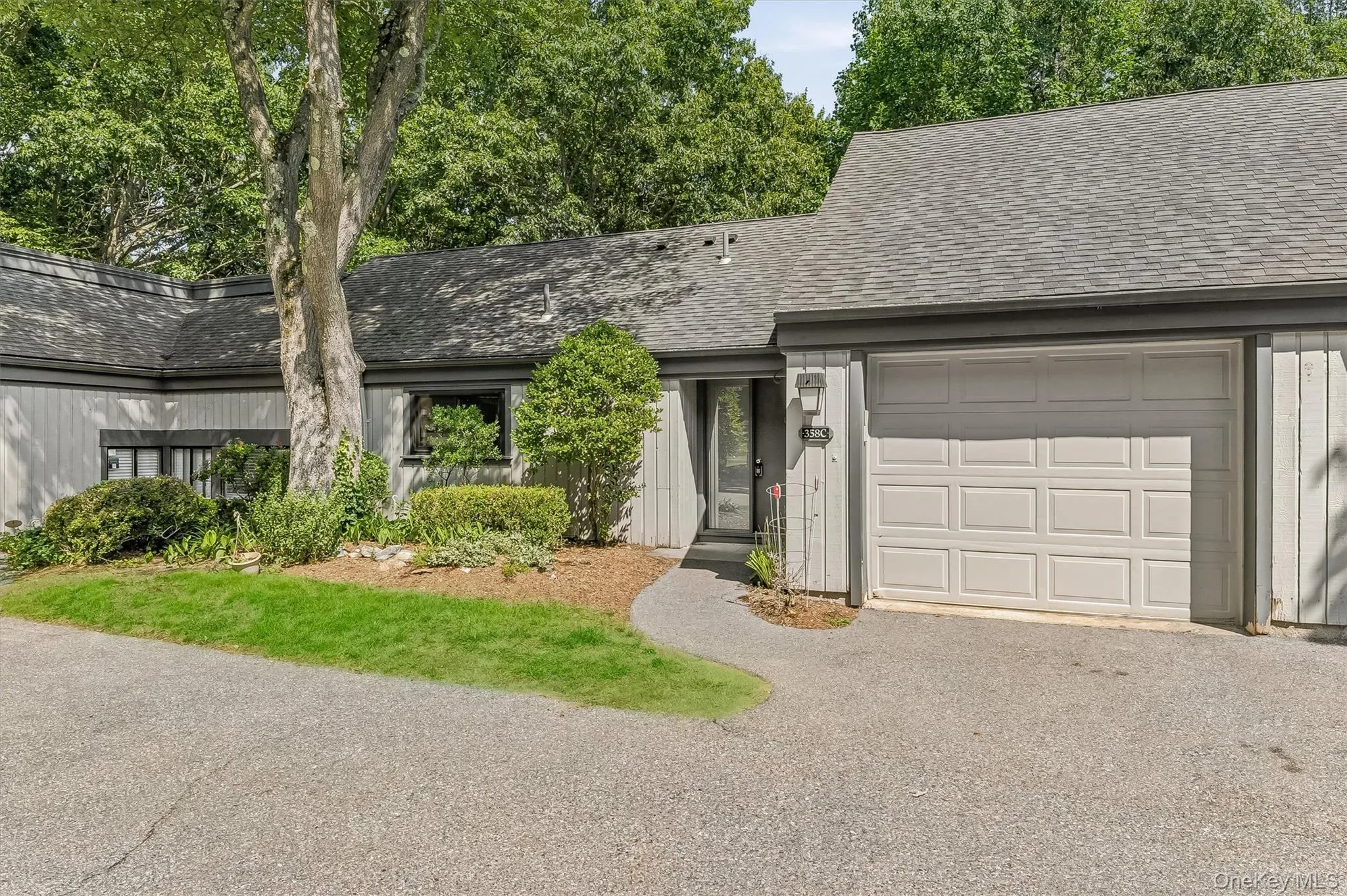 358 Heritage Hills, Somers, NY, 2 Bedrooms Bedrooms, 5 Rooms Rooms,2 BathroomsBathrooms,Residential,For Rent,Heritage,0,1024317 358 Heritage Hills, Somers, NY, 2 Bedrooms Bedrooms, 5 Rooms Rooms,2 BathroomsBathrooms,Residential,For Rent,Heritage,0,1024317