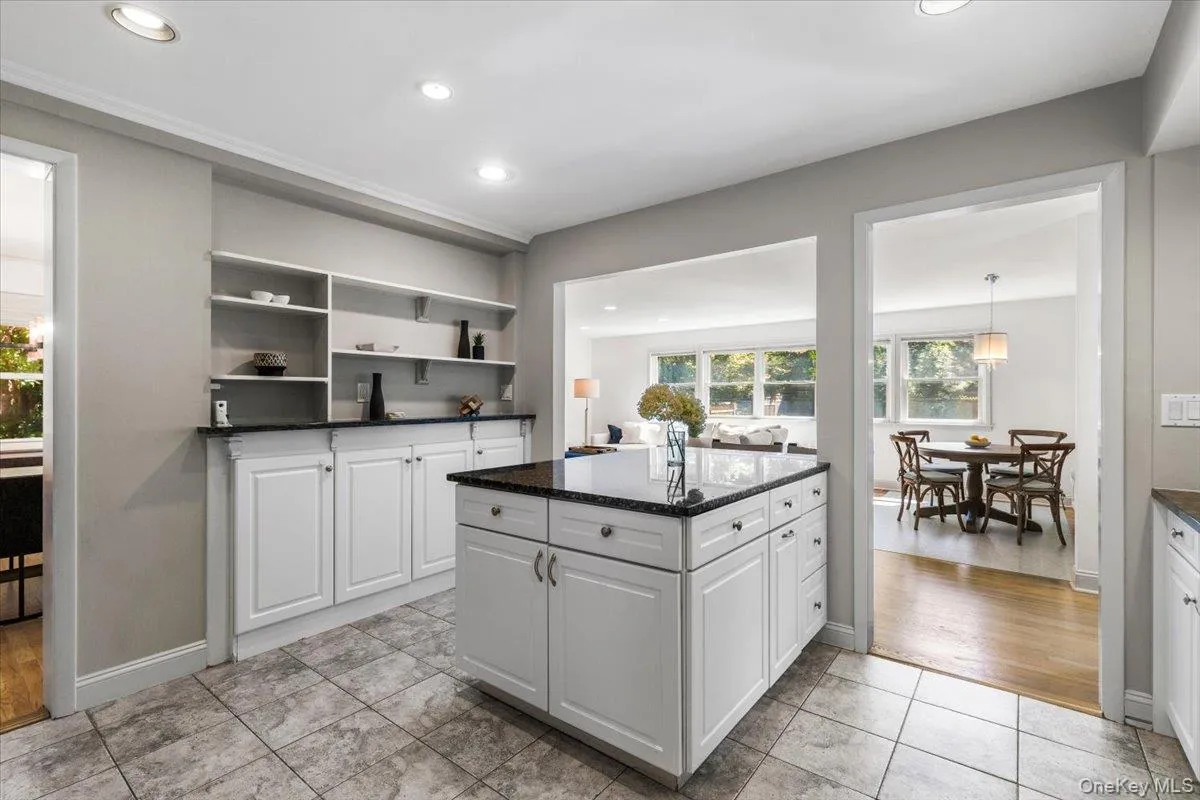 51 Croton Avenue, Mount Kisco, NY, 5 Bedrooms Bedrooms, 10 Rooms Rooms,3 BathroomsBathrooms,Residential,For Rent,Croton,0,1024318 51 Croton Avenue, Mount Kisco, NY, 5 Bedrooms Bedrooms, 10 Rooms Rooms,3 BathroomsBathrooms,Residential,For Rent,Croton,0,1024318