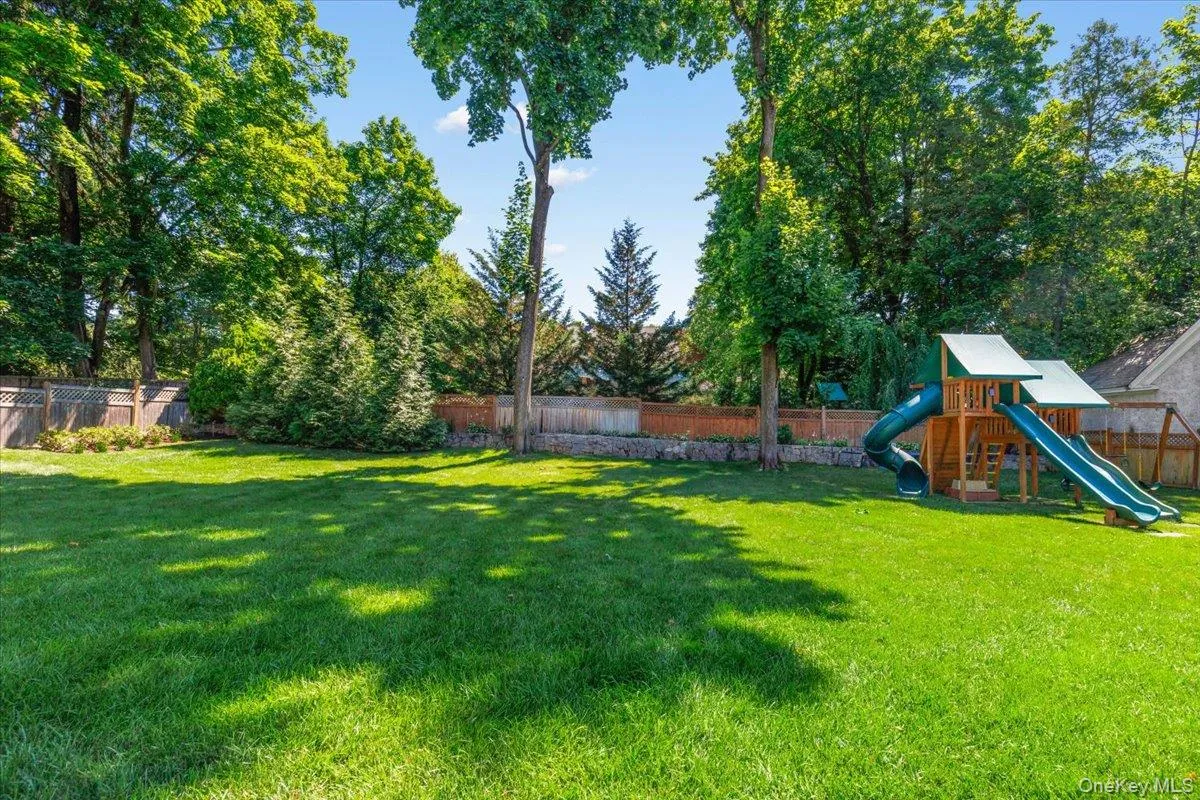 51 Croton Avenue, Mount Kisco, NY, 5 Bedrooms Bedrooms, 10 Rooms Rooms,3 BathroomsBathrooms,Residential,For Rent,Croton,0,1024318 51 Croton Avenue, Mount Kisco, NY, 5 Bedrooms Bedrooms, 10 Rooms Rooms,3 BathroomsBathrooms,Residential,For Rent,Croton,0,1024318