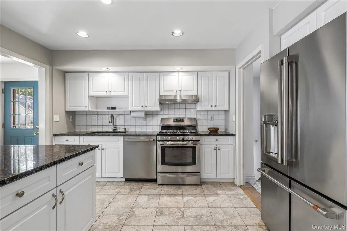 51 Croton Avenue, Mount Kisco, NY, 5 Bedrooms Bedrooms, 10 Rooms Rooms,3 BathroomsBathrooms,Residential,For Rent,Croton,0,1024318 51 Croton Avenue, Mount Kisco, NY, 5 Bedrooms Bedrooms, 10 Rooms Rooms,3 BathroomsBathrooms,Residential,For Rent,Croton,0,1024318