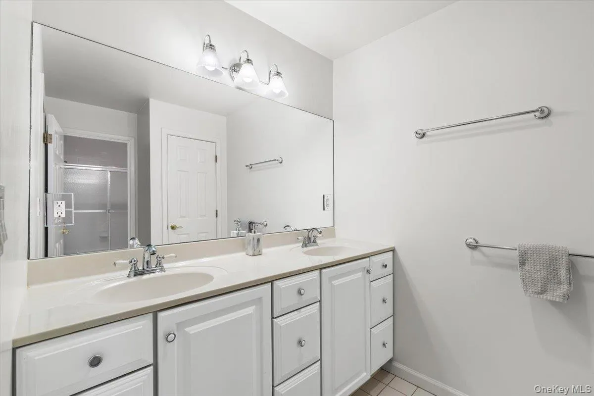 51 Croton Avenue, Mount Kisco, NY, 5 Bedrooms Bedrooms, 10 Rooms Rooms,3 BathroomsBathrooms,Residential,For Rent,Croton,0,1024318 51 Croton Avenue, Mount Kisco, NY, 5 Bedrooms Bedrooms, 10 Rooms Rooms,3 BathroomsBathrooms,Residential,For Rent,Croton,0,1024318