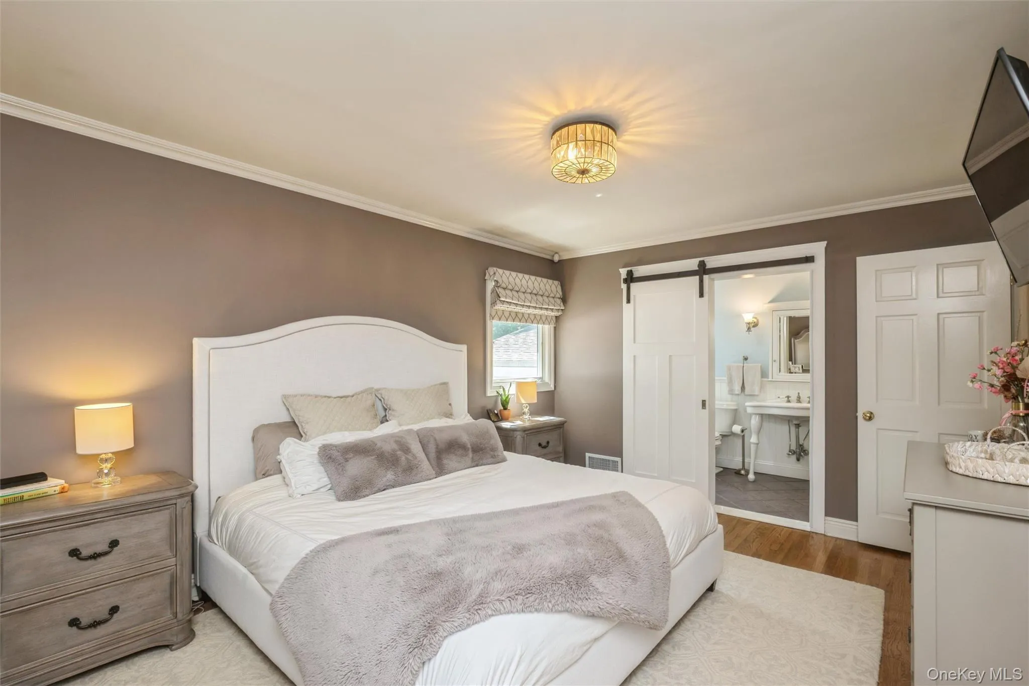 Primary bedroom with access to full bath Primary bedroom with access to full bath