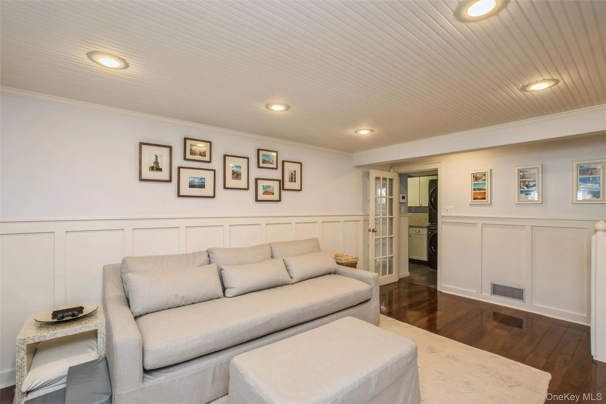 17 Duncan Lane, Huntington, NY, 3 Bedrooms Bedrooms, 8 Rooms Rooms,2 BathroomsBathrooms,Residential,For Rent,Duncan,0,1024322 17 Duncan Lane, Huntington, NY, 3 Bedrooms Bedrooms, 8 Rooms Rooms,2 BathroomsBathrooms,Residential,For Rent,Duncan,0,1024322