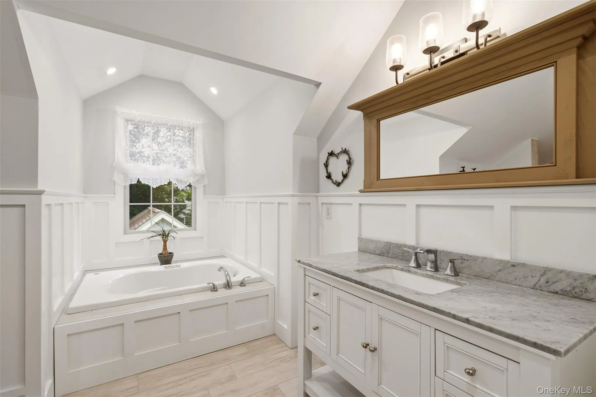 2nd Floor Retreat: Primary Bathroom 2nd Floor Retreat: Primary Bathroom