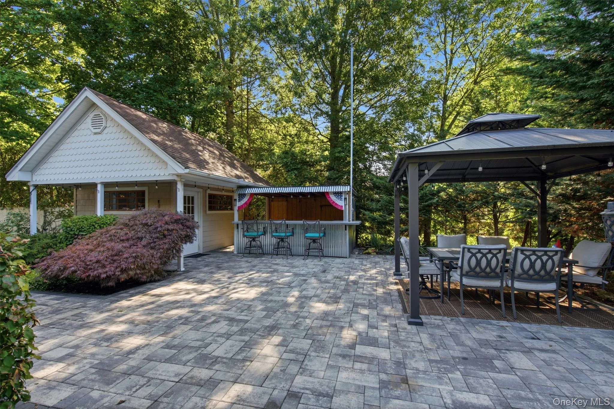 Perfect for Outdoor Entertaining Perfect for Outdoor Entertaining