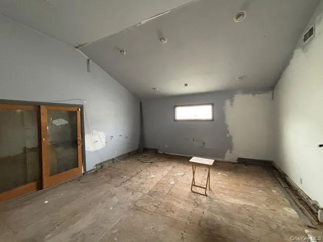 13 Merril Place, Hempstead, NY, 4 Bedrooms Bedrooms, 9 Rooms Rooms,2 BathroomsBathrooms,Residential,For Rent,Merril,0,1024329 13 Merril Place, Hempstead, NY, 4 Bedrooms Bedrooms, 9 Rooms Rooms,2 BathroomsBathrooms,Residential,For Rent,Merril,0,1024329