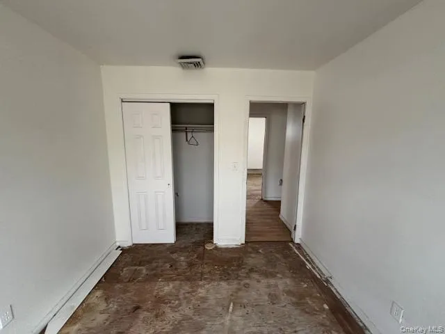 13 Merril Place, Hempstead, NY, 4 Bedrooms Bedrooms, 9 Rooms Rooms,2 BathroomsBathrooms,Residential,For Rent,Merril,0,1024329 13 Merril Place, Hempstead, NY, 4 Bedrooms Bedrooms, 9 Rooms Rooms,2 BathroomsBathrooms,Residential,For Rent,Merril,0,1024329