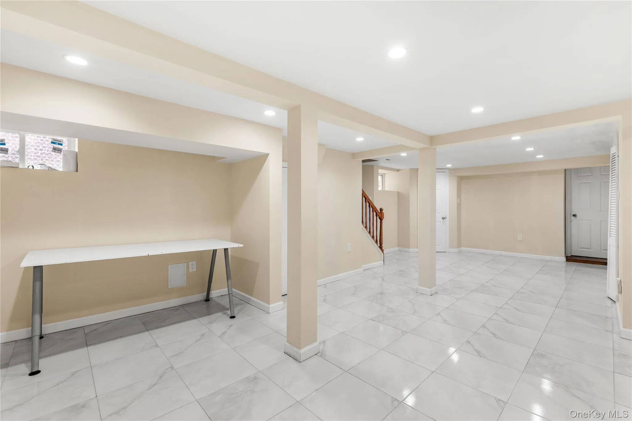 6148 220th Street, New York, NY, 3 Bedrooms Bedrooms, 8 Rooms Rooms,3 BathroomsBathrooms,Residential,For Rent,220th,0,1024330 6148 220th Street, New York, NY, 3 Bedrooms Bedrooms, 8 Rooms Rooms,3 BathroomsBathrooms,Residential,For Rent,220th,0,1024330