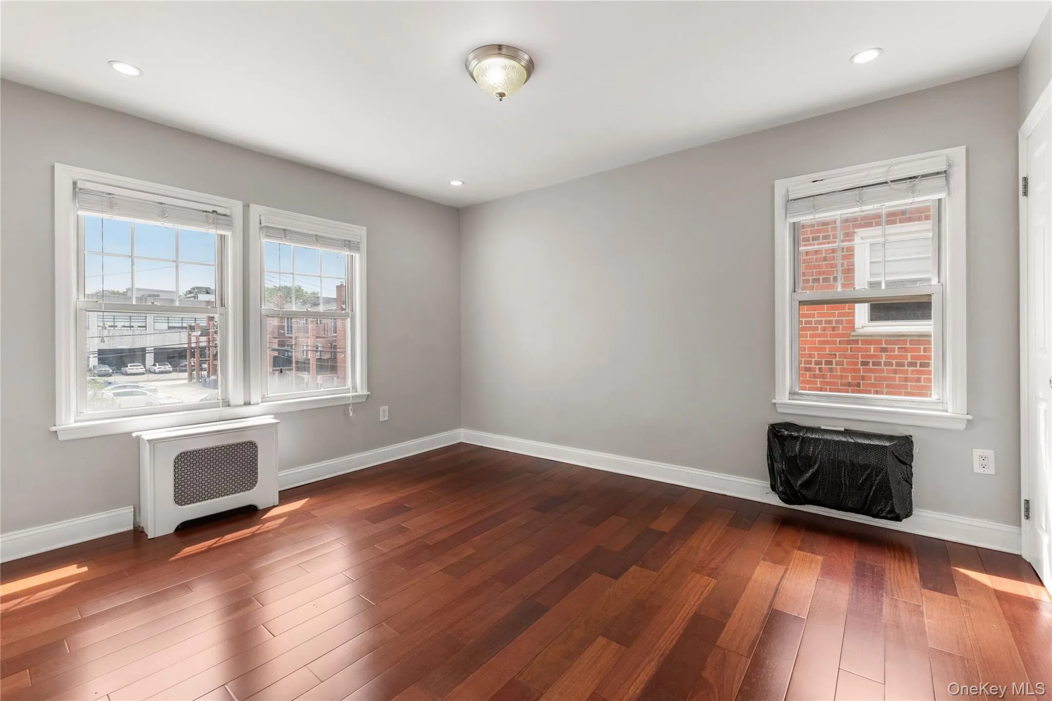 6148 220th Street, New York, NY, 3 Bedrooms Bedrooms, 8 Rooms Rooms,3 BathroomsBathrooms,Residential,For Rent,220th,0,1024330 6148 220th Street, New York, NY, 3 Bedrooms Bedrooms, 8 Rooms Rooms,3 BathroomsBathrooms,Residential,For Rent,220th,0,1024330