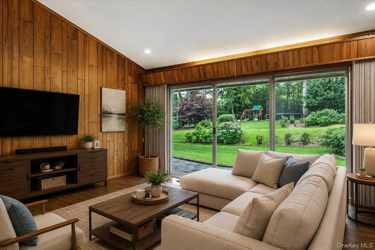 6 Cherry Lane, Oyster Bay, NY, 4 Bedrooms Bedrooms, 8 Rooms Rooms,3 BathroomsBathrooms,Residential,For Rent,Cherry,0,1024332 6 Cherry Lane, Oyster Bay, NY, 4 Bedrooms Bedrooms, 8 Rooms Rooms,3 BathroomsBathrooms,Residential,For Rent,Cherry,0,1024332