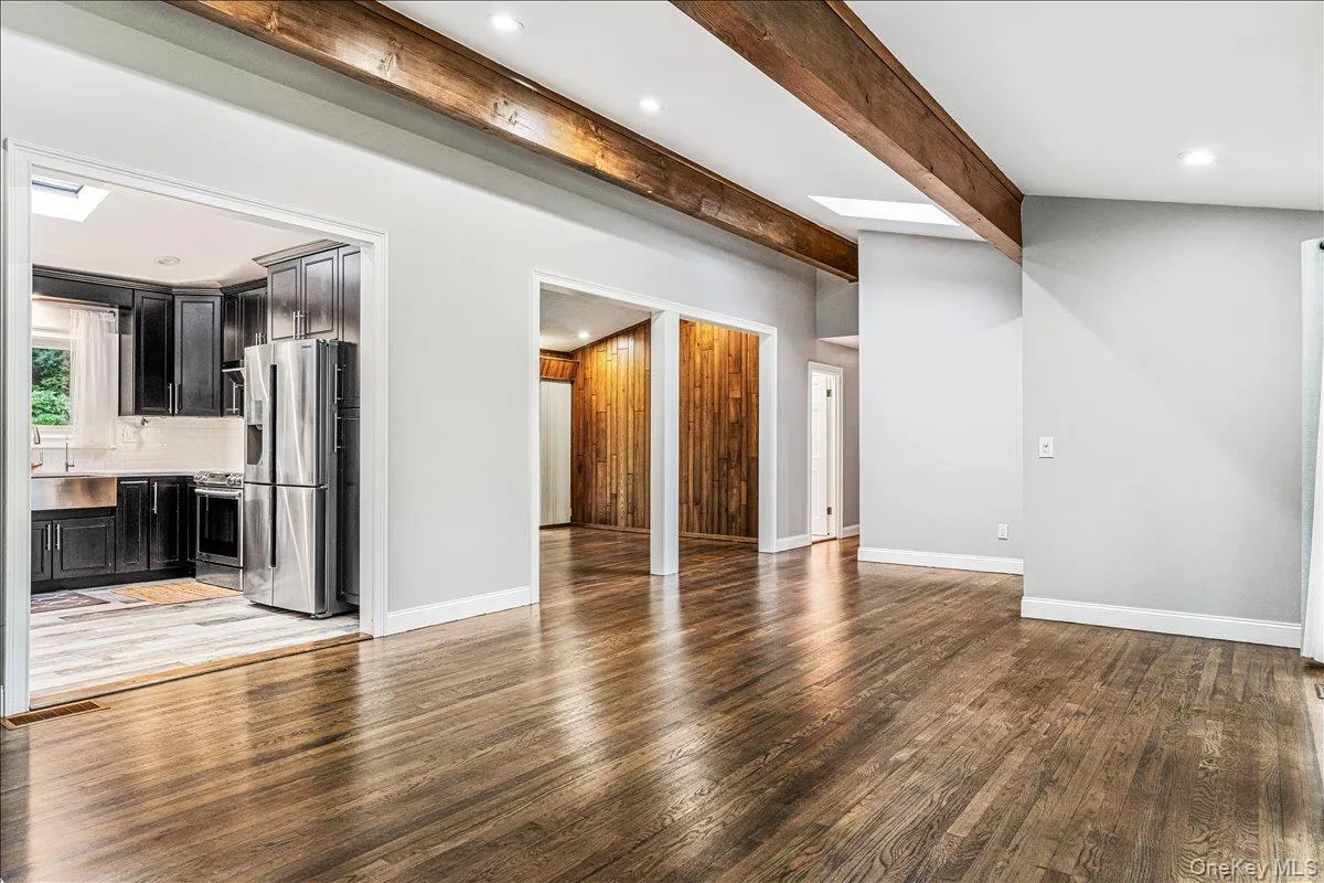 6 Cherry Lane, Oyster Bay, NY, 4 Bedrooms Bedrooms, 8 Rooms Rooms,3 BathroomsBathrooms,Residential,For Rent,Cherry,0,1024332 6 Cherry Lane, Oyster Bay, NY, 4 Bedrooms Bedrooms, 8 Rooms Rooms,3 BathroomsBathrooms,Residential,For Rent,Cherry,0,1024332