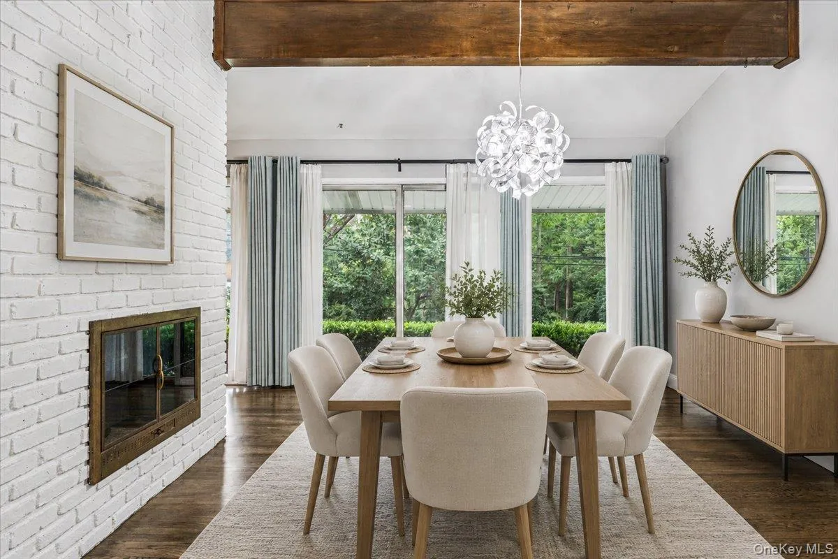 6 Cherry Lane, Oyster Bay, NY, 4 Bedrooms Bedrooms, 8 Rooms Rooms,3 BathroomsBathrooms,Residential,For Rent,Cherry,0,1024332 6 Cherry Lane, Oyster Bay, NY, 4 Bedrooms Bedrooms, 8 Rooms Rooms,3 BathroomsBathrooms,Residential,For Rent,Cherry,0,1024332