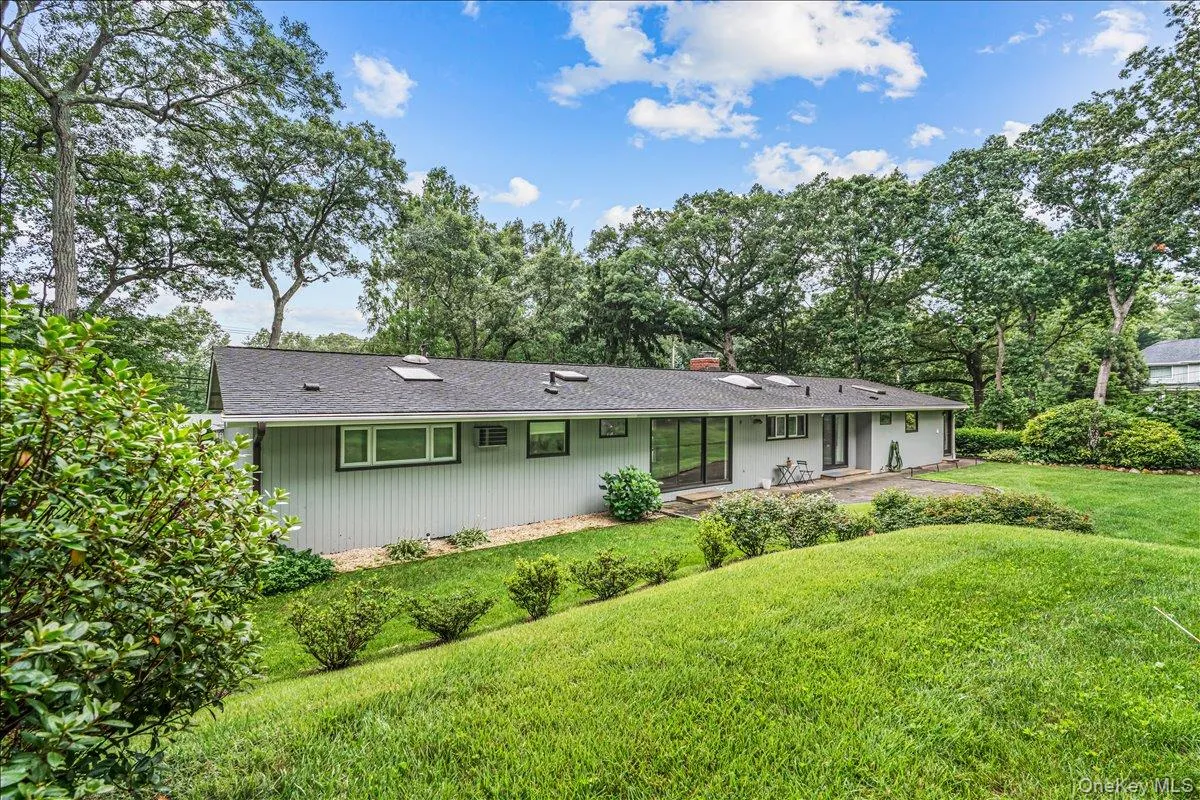 6 Cherry Lane, Oyster Bay, NY, 4 Bedrooms Bedrooms, 8 Rooms Rooms,3 BathroomsBathrooms,Residential,For Rent,Cherry,0,1024332 6 Cherry Lane, Oyster Bay, NY, 4 Bedrooms Bedrooms, 8 Rooms Rooms,3 BathroomsBathrooms,Residential,For Rent,Cherry,0,1024332