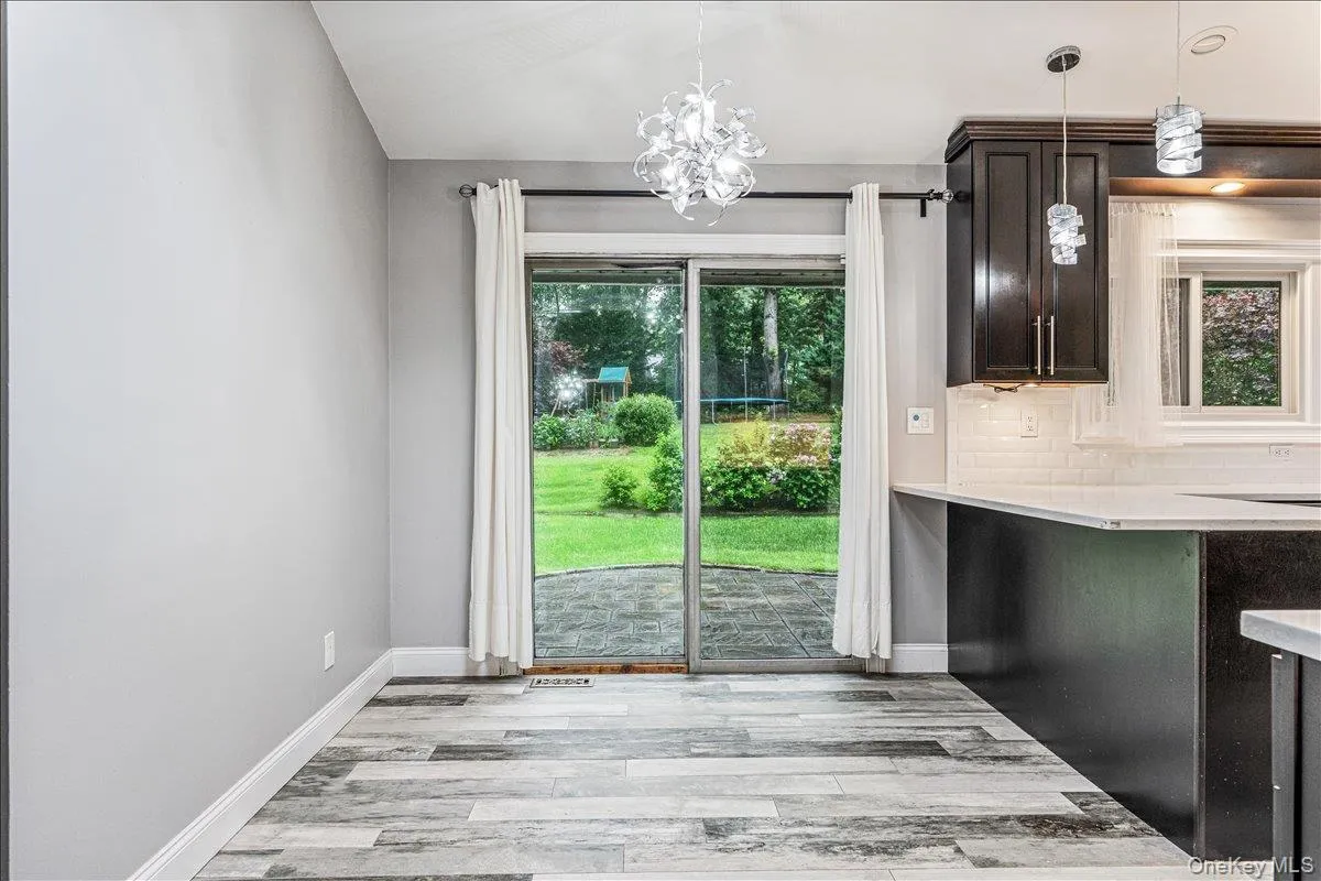 6 Cherry Lane, Oyster Bay, NY, 4 Bedrooms Bedrooms, 8 Rooms Rooms,3 BathroomsBathrooms,Residential,For Rent,Cherry,0,1024332 6 Cherry Lane, Oyster Bay, NY, 4 Bedrooms Bedrooms, 8 Rooms Rooms,3 BathroomsBathrooms,Residential,For Rent,Cherry,0,1024332