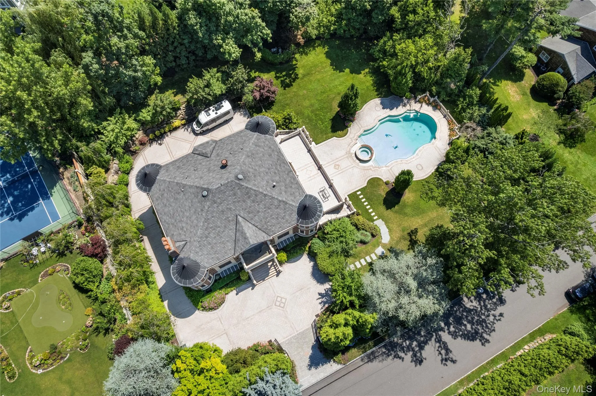 28 Whitney Circle, Glen Cove, NY, 4 Bedrooms Bedrooms, 11 Rooms Rooms,4 BathroomsBathrooms,Residential,For Rent,Whitney,0,1024341 28 Whitney Circle, Glen Cove, NY, 4 Bedrooms Bedrooms, 11 Rooms Rooms,4 BathroomsBathrooms,Residential,For Rent,Whitney,0,1024341
