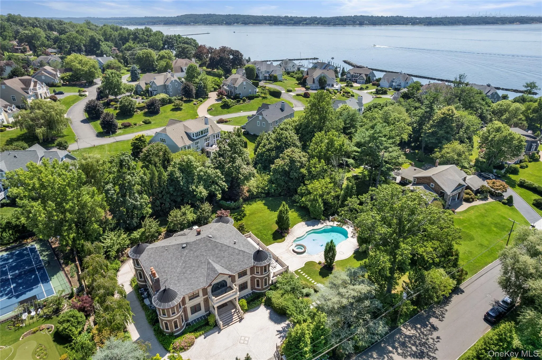 28 Whitney Circle, Glen Cove, NY, 4 Bedrooms Bedrooms, 11 Rooms Rooms,4 BathroomsBathrooms,Residential,For Rent,Whitney,0,1024341 28 Whitney Circle, Glen Cove, NY, 4 Bedrooms Bedrooms, 11 Rooms Rooms,4 BathroomsBathrooms,Residential,For Rent,Whitney,0,1024341