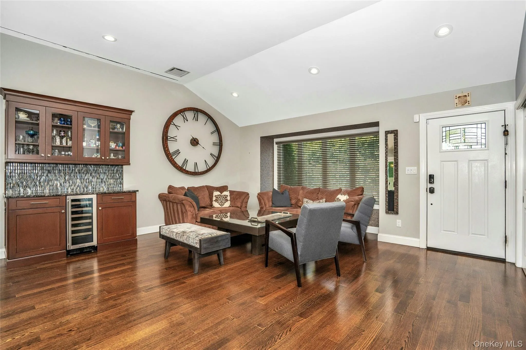 109 Plymouth Road, Oyster Bay, NY, 4 Bedrooms Bedrooms, 8 Rooms Rooms,2 BathroomsBathrooms,Residential,For Rent,Plymouth,0,1024342 109 Plymouth Road, Oyster Bay, NY, 4 Bedrooms Bedrooms, 8 Rooms Rooms,2 BathroomsBathrooms,Residential,For Rent,Plymouth,0,1024342