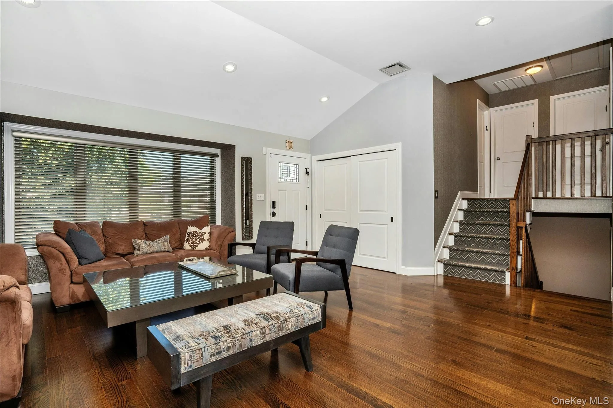 109 Plymouth Road, Oyster Bay, NY, 4 Bedrooms Bedrooms, 8 Rooms Rooms,2 BathroomsBathrooms,Residential,For Rent,Plymouth,0,1024342 109 Plymouth Road, Oyster Bay, NY, 4 Bedrooms Bedrooms, 8 Rooms Rooms,2 BathroomsBathrooms,Residential,For Rent,Plymouth,0,1024342