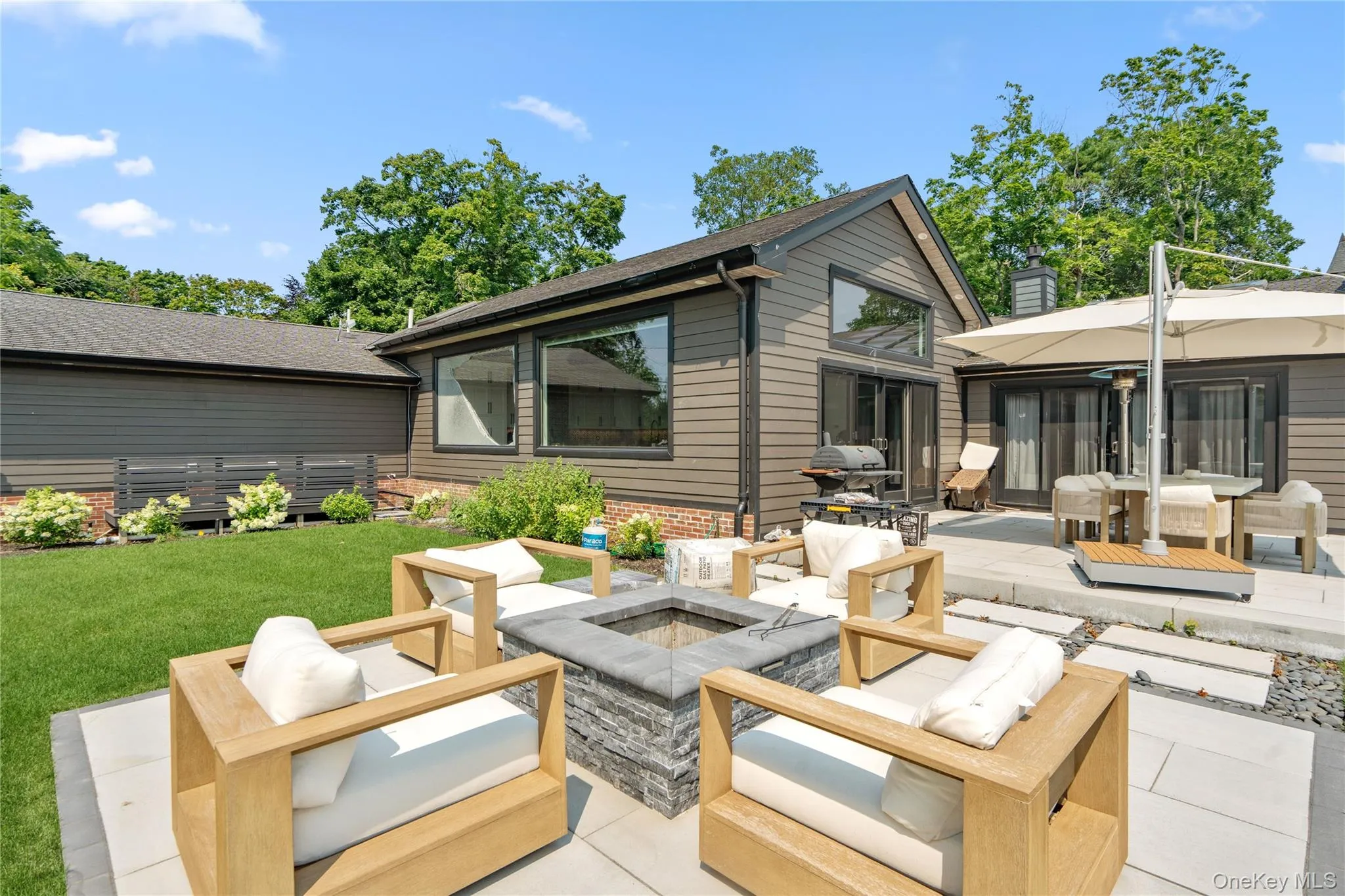 21 Princess, Islip, NY, 3 Bedrooms Bedrooms, 8 Rooms Rooms,3 BathroomsBathrooms,Residential,For Rent,Princess,0,1024343 21 Princess, Islip, NY, 3 Bedrooms Bedrooms, 8 Rooms Rooms,3 BathroomsBathrooms,Residential,For Rent,Princess,0,1024343