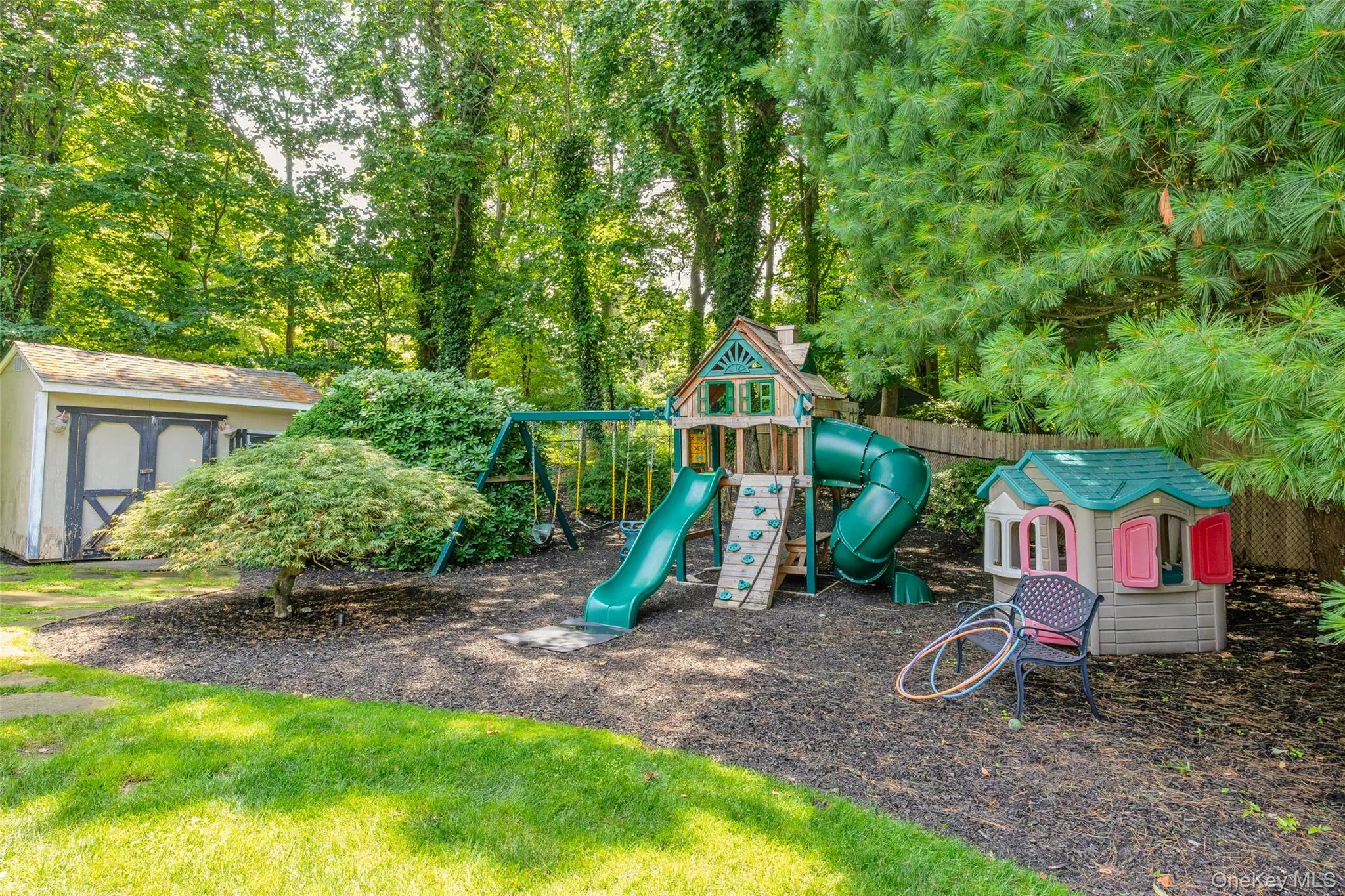 8 Quaker Hill Road, Brookhaven, NY, 5 Bedrooms Bedrooms, 9 Rooms Rooms,4 BathroomsBathrooms,Residential,For Rent,Quaker Hill,0,1024345 8 Quaker Hill Road, Brookhaven, NY, 5 Bedrooms Bedrooms, 9 Rooms Rooms,4 BathroomsBathrooms,Residential,For Rent,Quaker Hill,0,1024345