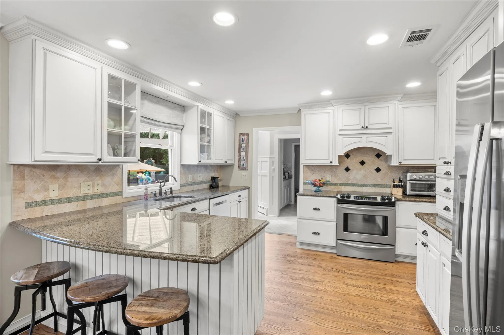 8 Quaker Hill Road, Brookhaven, NY, 5 Bedrooms Bedrooms, 9 Rooms Rooms,4 BathroomsBathrooms,Residential,For Rent,Quaker Hill,0,1024345 8 Quaker Hill Road, Brookhaven, NY, 5 Bedrooms Bedrooms, 9 Rooms Rooms,4 BathroomsBathrooms,Residential,For Rent,Quaker Hill,0,1024345