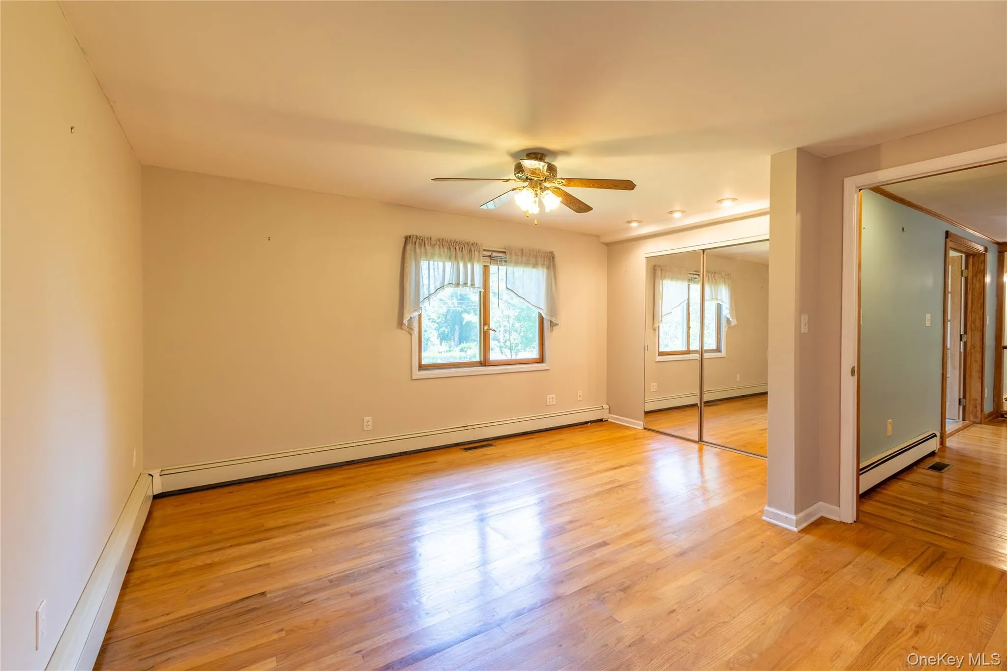 8275 Skunk Lane, Southold, NY, 4 Bedrooms Bedrooms, 10 Rooms Rooms,3 BathroomsBathrooms,Residential,For Rent,Skunk,0,1024349 8275 Skunk Lane, Southold, NY, 4 Bedrooms Bedrooms, 10 Rooms Rooms,3 BathroomsBathrooms,Residential,For Rent,Skunk,0,1024349