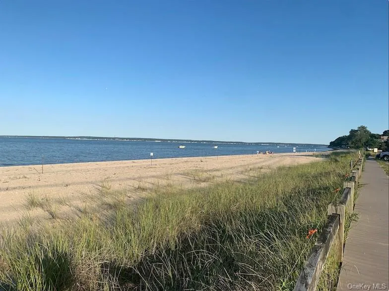 8275 Skunk Lane, Southold, NY, 4 Bedrooms Bedrooms, 10 Rooms Rooms,3 BathroomsBathrooms,Residential,For Rent,Skunk,0,1024349 8275 Skunk Lane, Southold, NY, 4 Bedrooms Bedrooms, 10 Rooms Rooms,3 BathroomsBathrooms,Residential,For Rent,Skunk,0,1024349