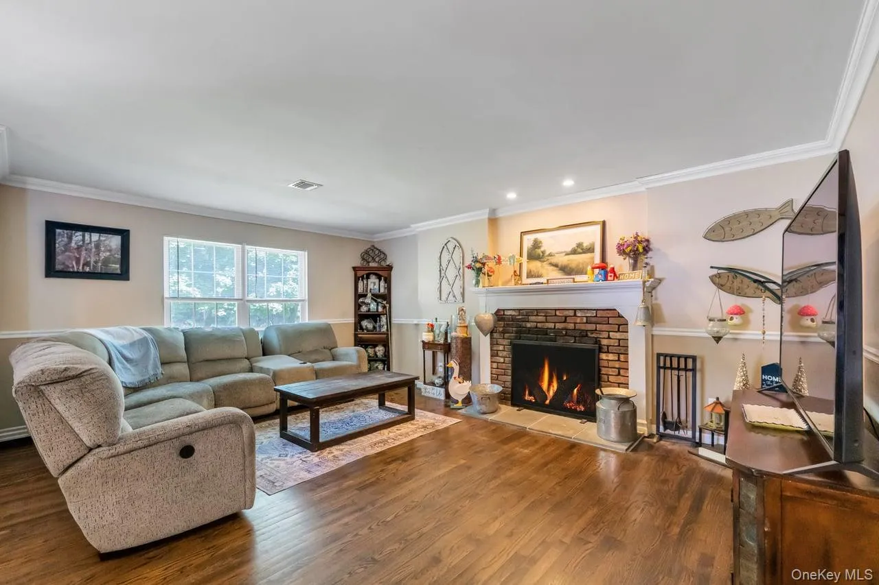 430 Yaphank Middle Island Road, Brookhaven, NY, 3 Bedrooms Bedrooms, 6 Rooms Rooms,2 BathroomsBathrooms,Residential,For Rent,Yaphank Middle Island,0,1024352 430 Yaphank Middle Island Road, Brookhaven, NY, 3 Bedrooms Bedrooms, 6 Rooms Rooms,2 BathroomsBathrooms,Residential,For Rent,Yaphank Middle Island,0,1024352