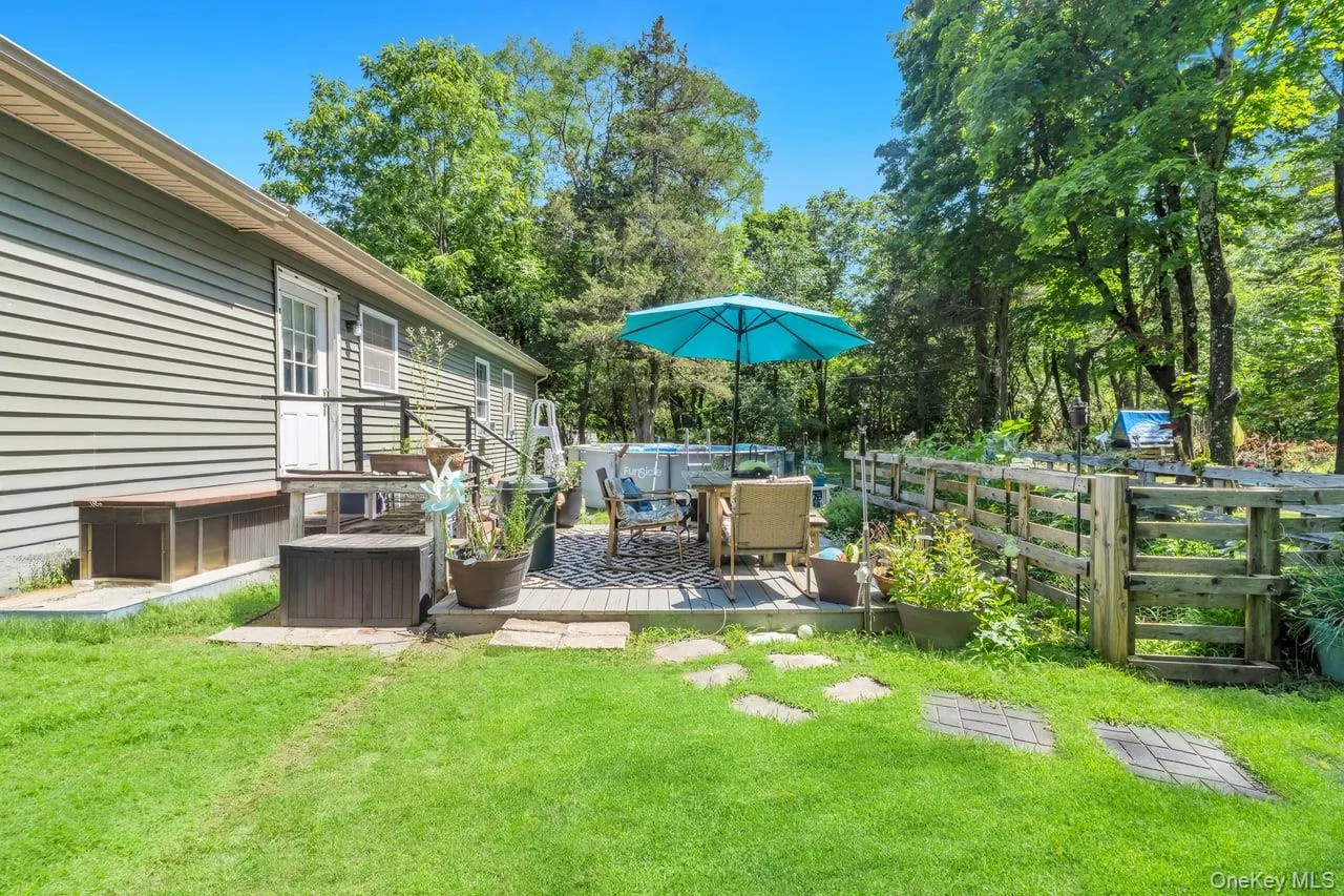 430 Yaphank Middle Island Road, Brookhaven, NY, 3 Bedrooms Bedrooms, 6 Rooms Rooms,2 BathroomsBathrooms,Residential,For Rent,Yaphank Middle Island,0,1024352 430 Yaphank Middle Island Road, Brookhaven, NY, 3 Bedrooms Bedrooms, 6 Rooms Rooms,2 BathroomsBathrooms,Residential,For Rent,Yaphank Middle Island,0,1024352