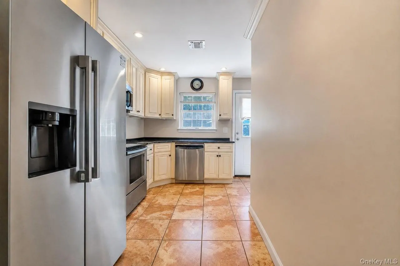 430 Yaphank Middle Island Road, Brookhaven, NY, 3 Bedrooms Bedrooms, 6 Rooms Rooms,2 BathroomsBathrooms,Residential,For Rent,Yaphank Middle Island,0,1024352 430 Yaphank Middle Island Road, Brookhaven, NY, 3 Bedrooms Bedrooms, 6 Rooms Rooms,2 BathroomsBathrooms,Residential,For Rent,Yaphank Middle Island,0,1024352