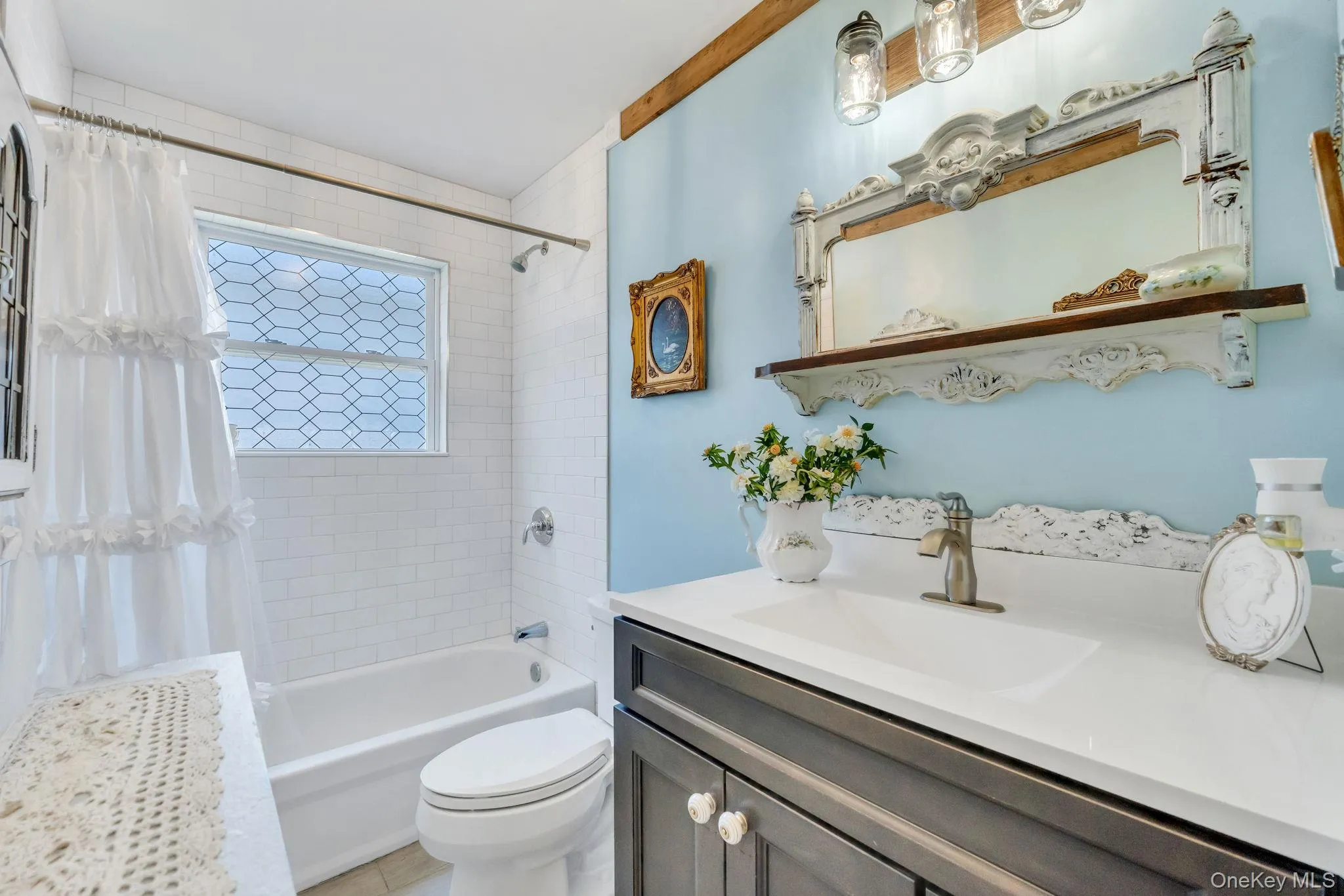 17 Walnut Road, Smithtown, NY, 3 Bedrooms Bedrooms, 6 Rooms Rooms,2 BathroomsBathrooms,Residential,For Rent,Walnut,0,1024354 17 Walnut Road, Smithtown, NY, 3 Bedrooms Bedrooms, 6 Rooms Rooms,2 BathroomsBathrooms,Residential,For Rent,Walnut,0,1024354