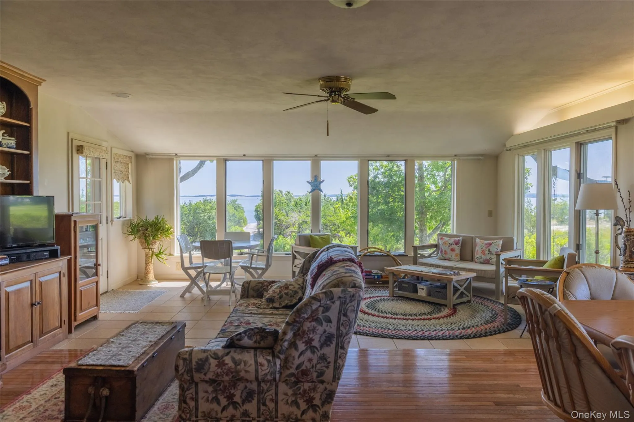2795 Arrowhead Lane, Southold, NY, 4 Bedrooms Bedrooms, 8 Rooms Rooms,3 BathroomsBathrooms,Residential,For Rent,Arrowhead,0,1024359 2795 Arrowhead Lane, Southold, NY, 4 Bedrooms Bedrooms, 8 Rooms Rooms,3 BathroomsBathrooms,Residential,For Rent,Arrowhead,0,1024359