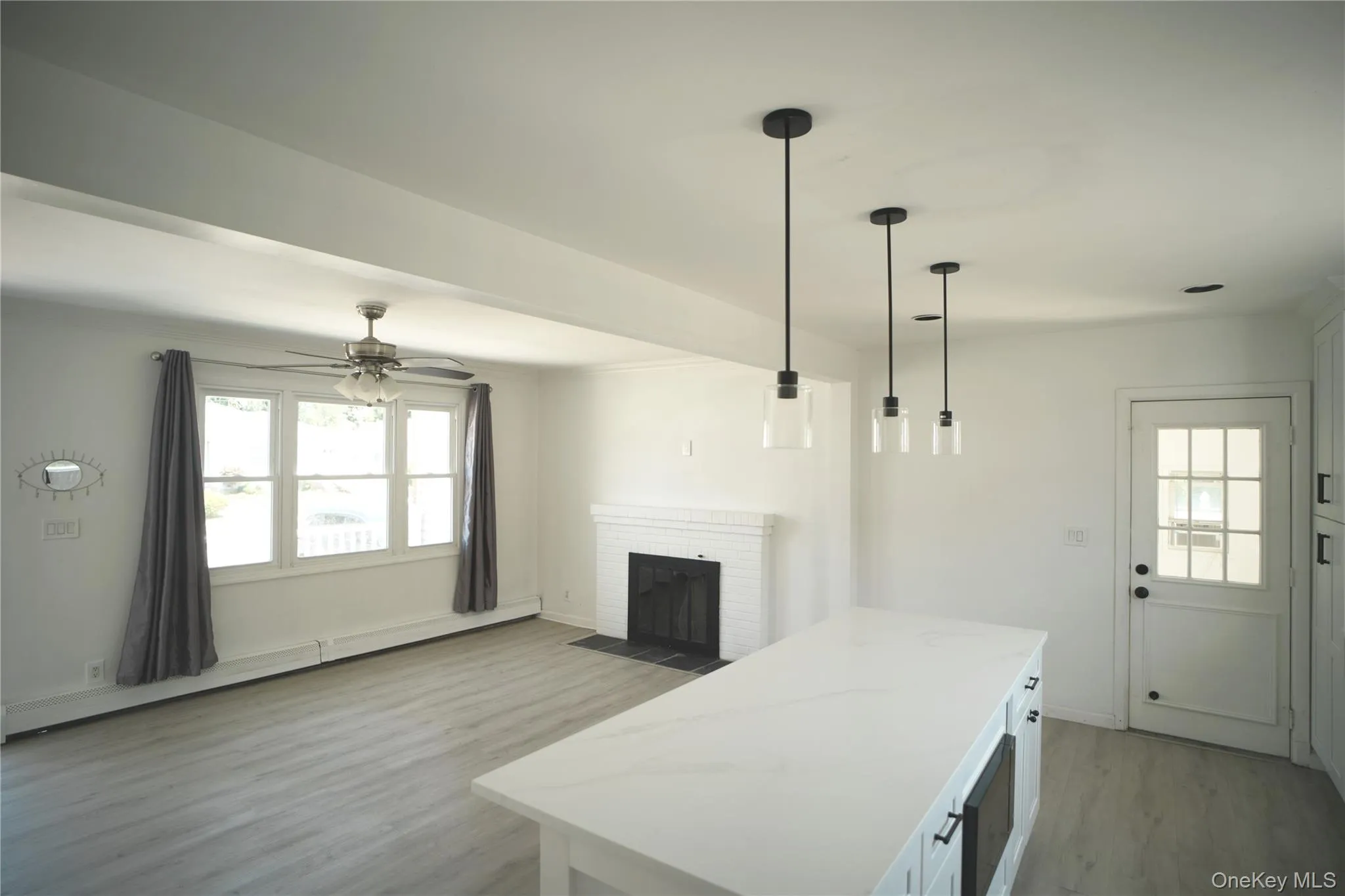 128 Toronto Avenue, Oyster Bay, NY, 2 Bedrooms Bedrooms, 4 Rooms Rooms,1 BathroomBathrooms,Residential,For Rent,Toronto,0,1024360 128 Toronto Avenue, Oyster Bay, NY, 2 Bedrooms Bedrooms, 4 Rooms Rooms,1 BathroomBathrooms,Residential,For Rent,Toronto,0,1024360