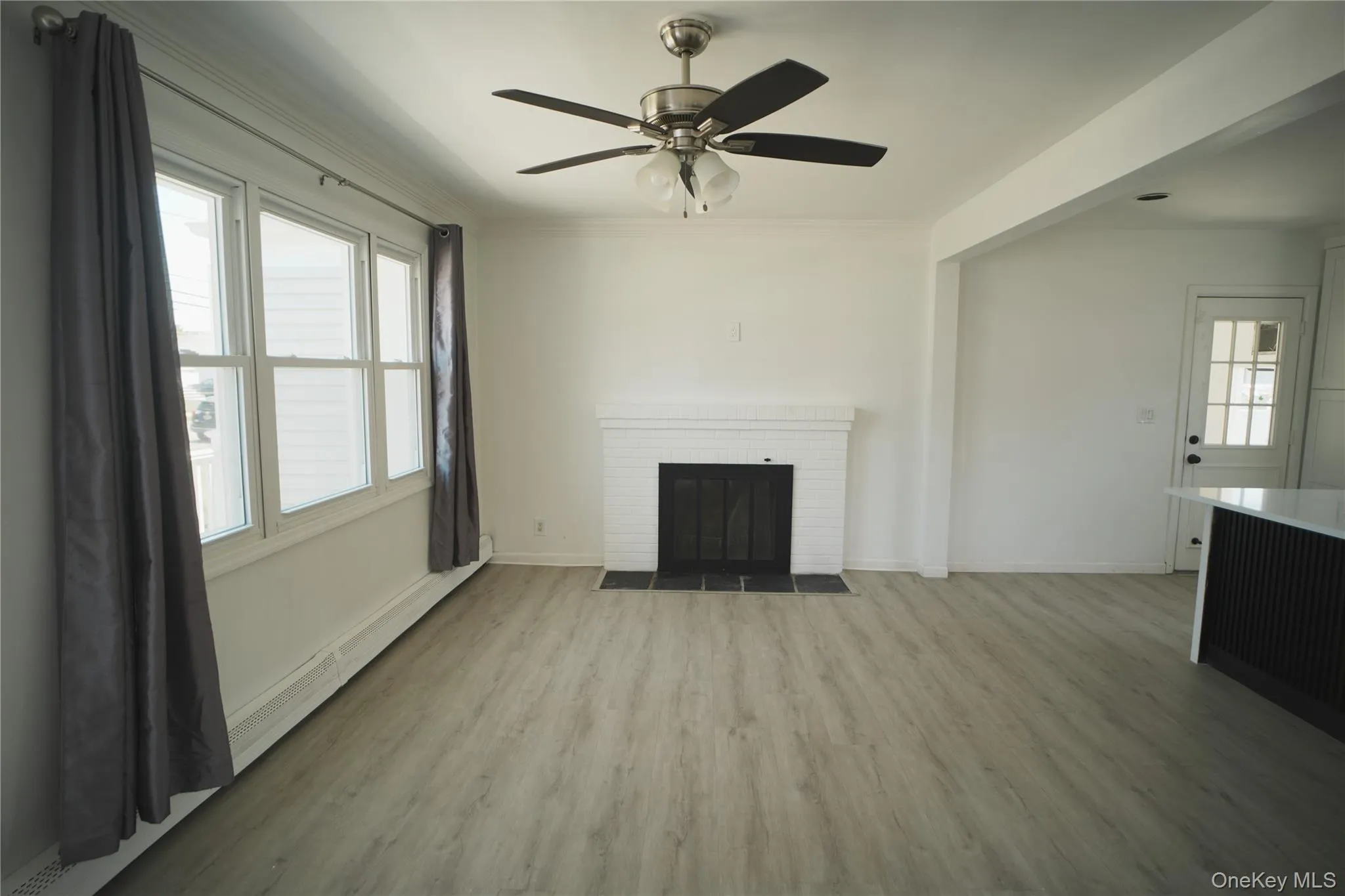 128 Toronto Avenue, Oyster Bay, NY, 2 Bedrooms Bedrooms, 4 Rooms Rooms,1 BathroomBathrooms,Residential,For Rent,Toronto,0,1024360 128 Toronto Avenue, Oyster Bay, NY, 2 Bedrooms Bedrooms, 4 Rooms Rooms,1 BathroomBathrooms,Residential,For Rent,Toronto,0,1024360