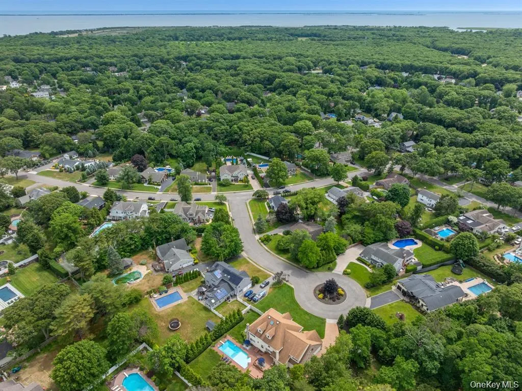 15 Teal Crescent, Islip, NY, 5 Bedrooms Bedrooms, 13 Rooms Rooms,4 BathroomsBathrooms,Residential,For Rent,Teal,0,1024362 15 Teal Crescent, Islip, NY, 5 Bedrooms Bedrooms, 13 Rooms Rooms,4 BathroomsBathrooms,Residential,For Rent,Teal,0,1024362