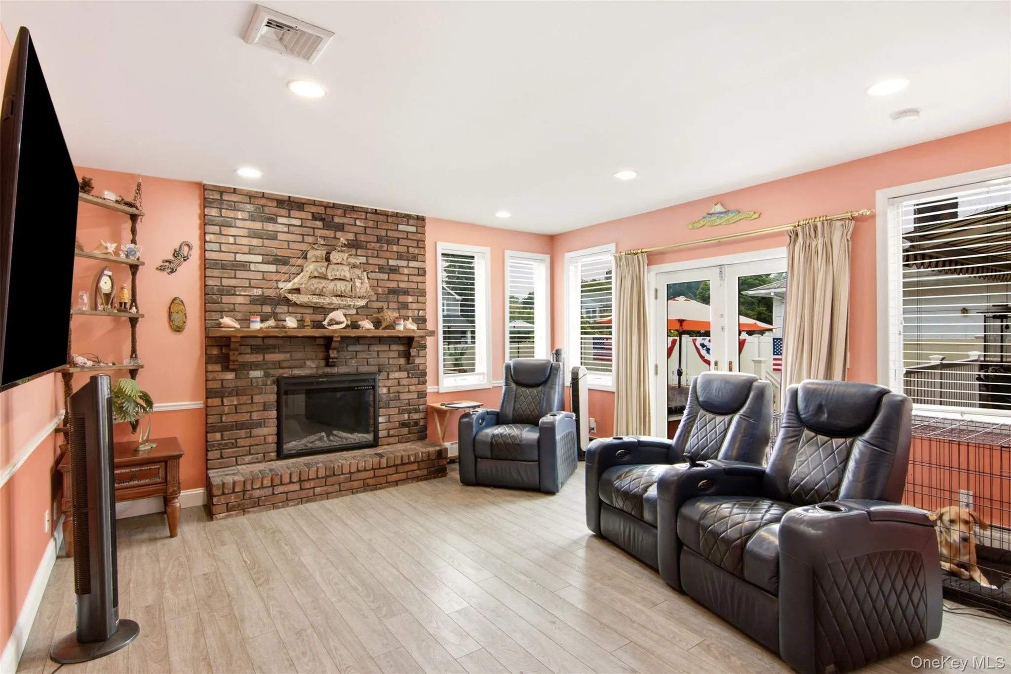 1 Geoffrey Avenue, Oyster Bay, NY, 6 Bedrooms Bedrooms, 12 Rooms Rooms,3 BathroomsBathrooms,Residential,For Rent,Geoffrey,0,1024371 1 Geoffrey Avenue, Oyster Bay, NY, 6 Bedrooms Bedrooms, 12 Rooms Rooms,3 BathroomsBathrooms,Residential,For Rent,Geoffrey,0,1024371
