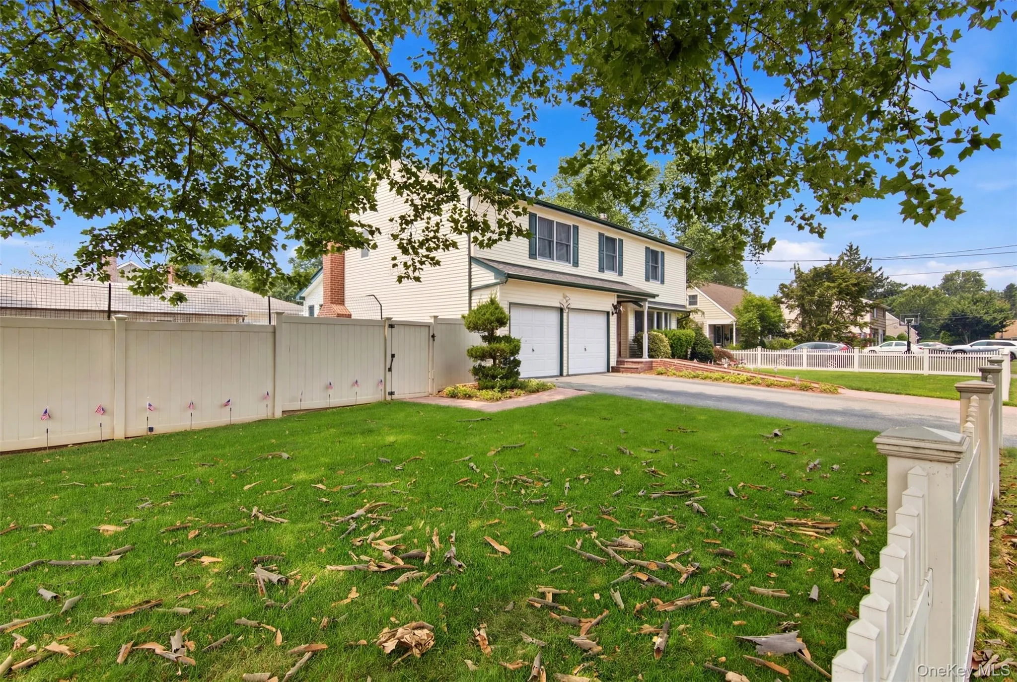 1 Geoffrey Avenue, Oyster Bay, NY, 6 Bedrooms Bedrooms, 12 Rooms Rooms,3 BathroomsBathrooms,Residential,For Rent,Geoffrey,0,1024371 1 Geoffrey Avenue, Oyster Bay, NY, 6 Bedrooms Bedrooms, 12 Rooms Rooms,3 BathroomsBathrooms,Residential,For Rent,Geoffrey,0,1024371